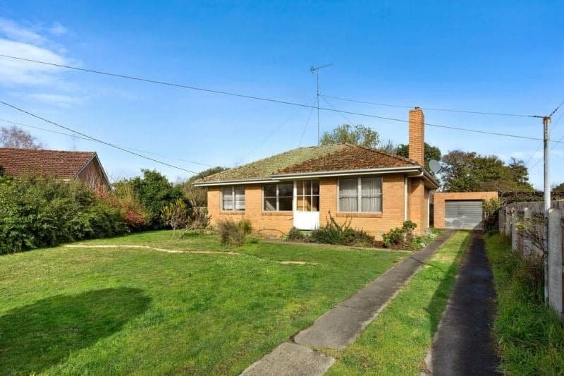 9 Hebb Court COLAC VIC, Colac - Image 1