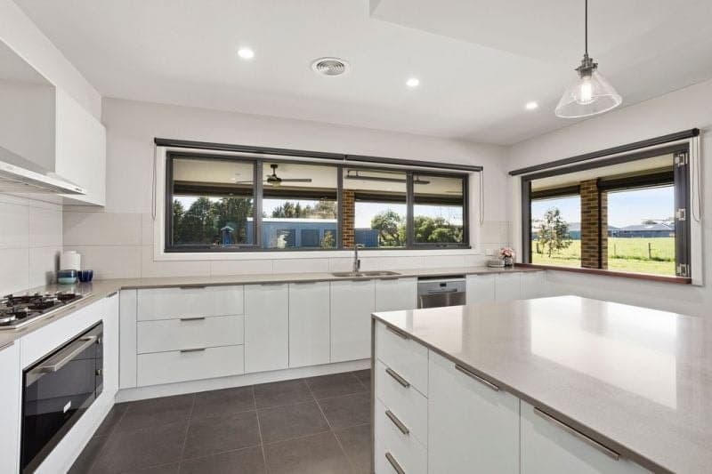 213 Aireys Street ELLIMINYT VIC, Elliminyt - Thumbnail 4