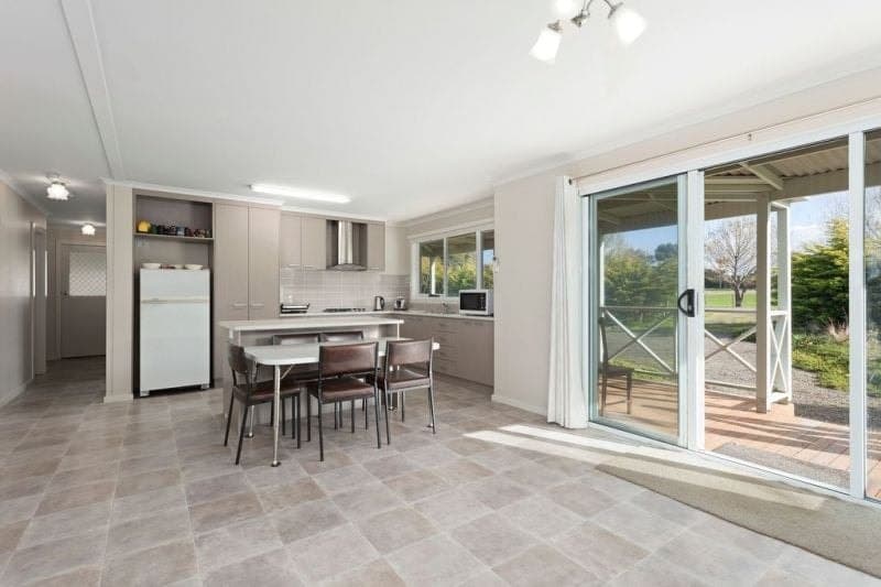19 Roadknight Street BIRREGURRA VIC, Birregurra - Thumbnail 3