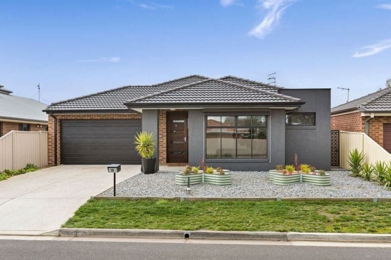 18 Dowling Street COLAC VIC, Colac - Image 1