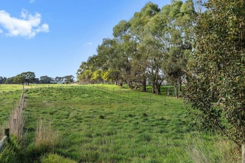 568 Corangamite Lake Road COROROOKE VIC, Cororooke - Thumbnail 3