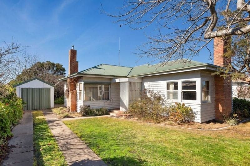 80 Victoria Street COBDEN VIC, Cobden - Image 1