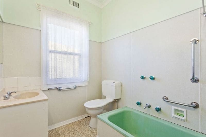 80 Victoria Street COBDEN VIC, Cobden - Thumbnail 3