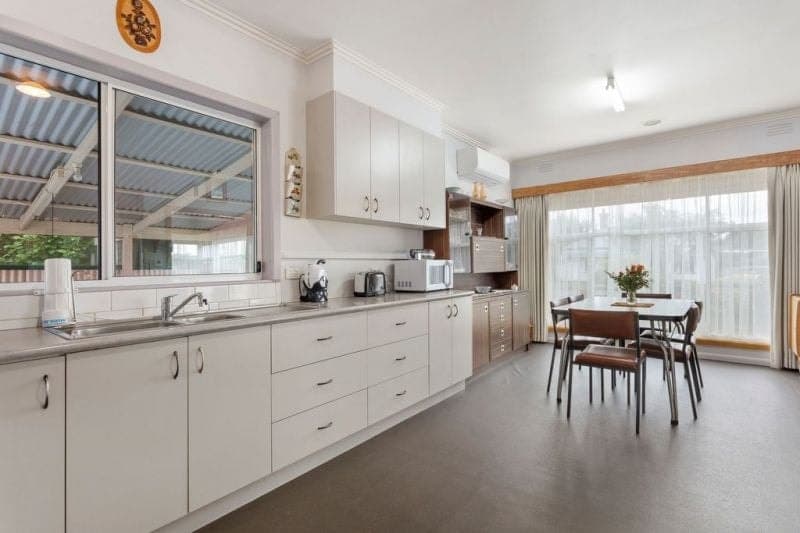 80 Murray Street East COLAC VIC, East Colac - Thumbnail 4