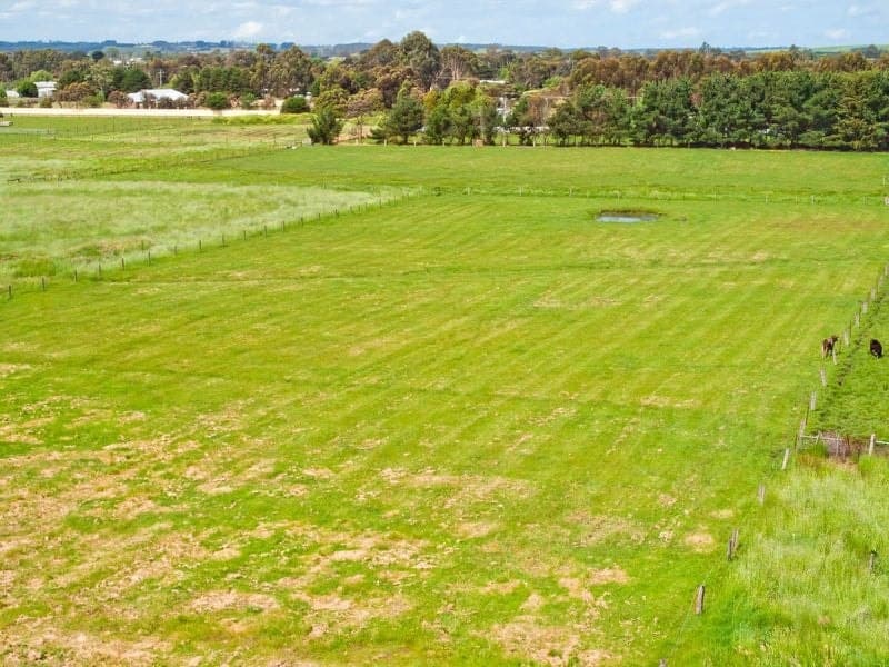 380 Aireys Street ELLIMINYT VIC, Elliminyt - Image 1