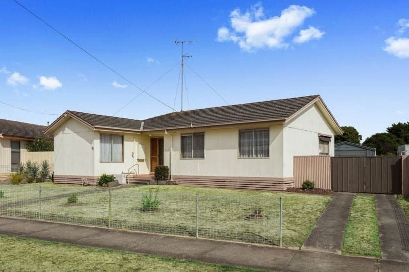 25 Donaldson Street COLAC VIC, Colac - Image 1