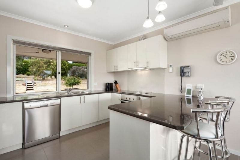 45 Everett Crescent BARONGAROOK WEST VIC, Barongarook West - Thumbnail 2