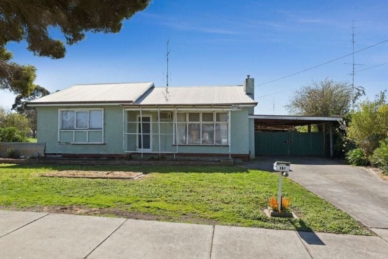 15 Brown Street COLAC VIC, Colac - Image 1