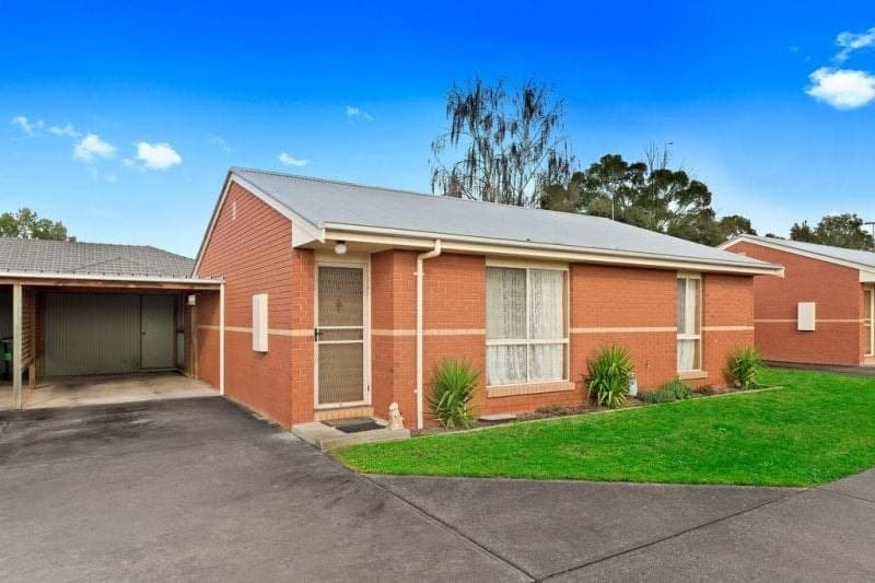 2/21 Ross Street COLAC VIC, Colac - Image 1
