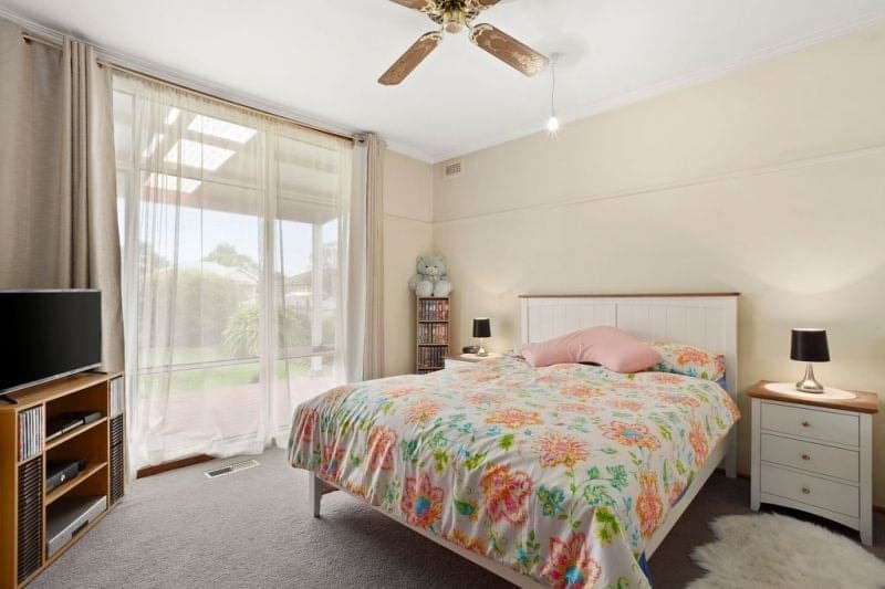 82 Curdie Street COBDEN VIC, Cobden - Thumbnail 5