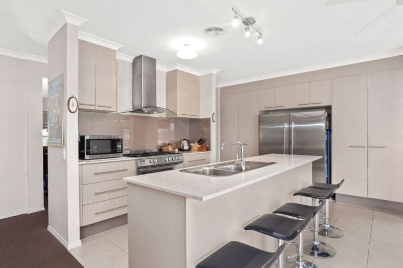 180 Warrowie Road IRREWARRA VIC, Irrewarra - Thumbnail 2