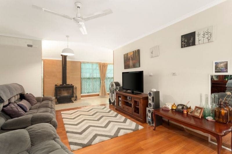 12 Ross Street COLAC VIC, Colac - Thumbnail 3