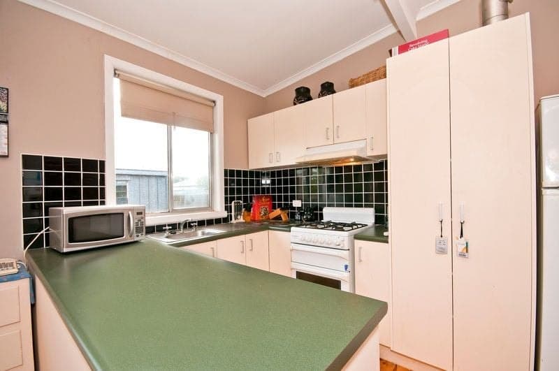 43 Scott Street COLAC VIC, Colac - Thumbnail 2