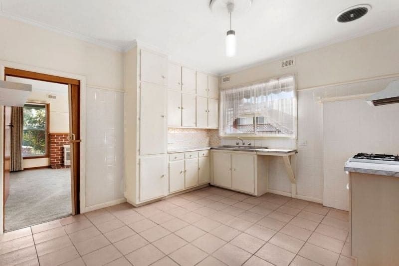106 Armstrong Street COLAC VIC, Colac - Thumbnail 2