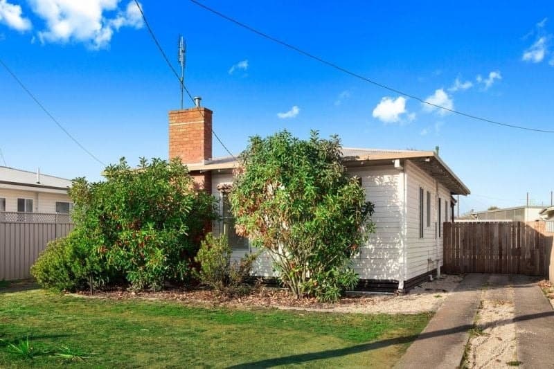 106 Armstrong Street COLAC VIC, Colac - Thumbnail 6