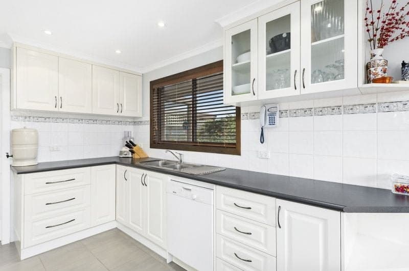 22 Ross Street COLAC VIC, Colac - Image 1