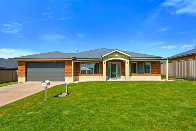 19 Fulford Crescent ELLIMINYT VIC, Elliminyt - Image 1