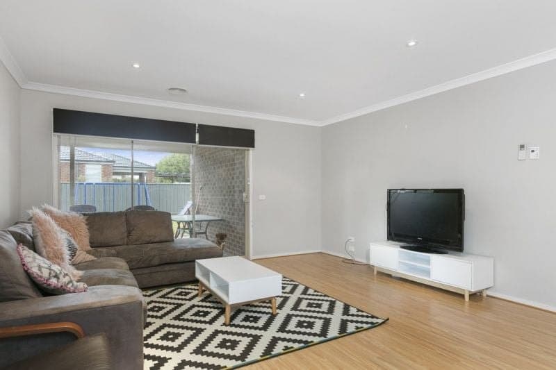 204 Armstrong Street COLAC VIC, Colac - Thumbnail 3