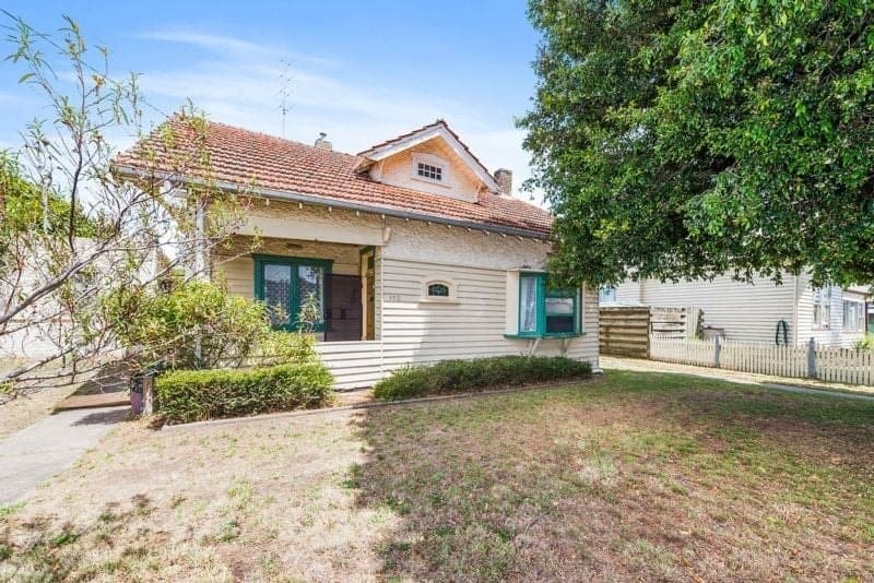150 Wilson Street COLAC VIC, Colac - Image 1