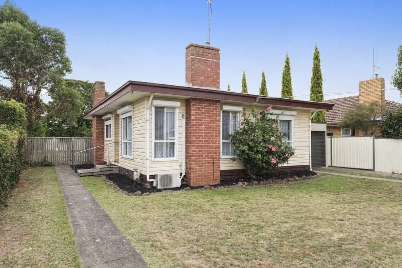 9 Dunoon Street COLAC VIC, Colac - Image 1