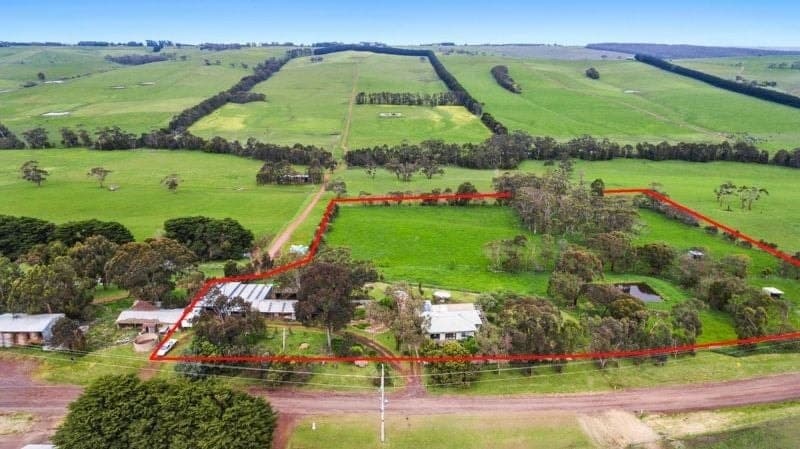 120 Sunday Ridge Road SIMPSON VIC, Simpson - Image 1