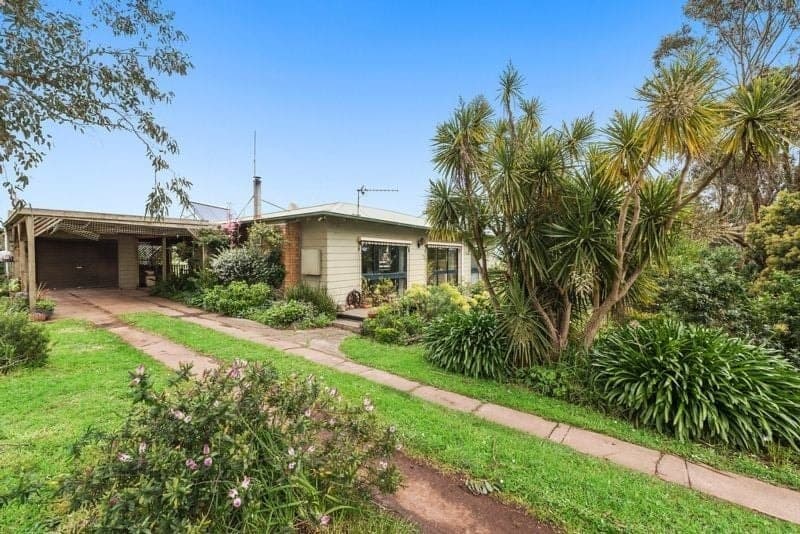 120 Sunday Ridge Road SIMPSON VIC, Simpson - Thumbnail 2