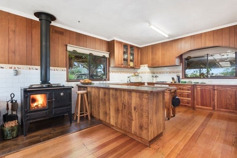 120 Sunday Ridge Road SIMPSON VIC, Simpson - Thumbnail 3