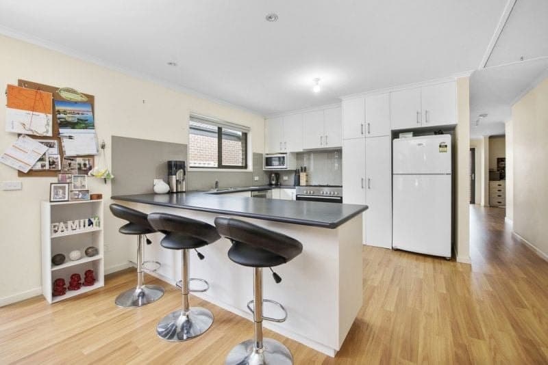 16 Dowling Street COLAC VIC, Colac - Thumbnail 3