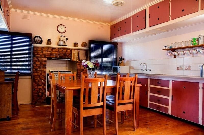 11 Brown Street COLAC VIC, Colac - Thumbnail 2