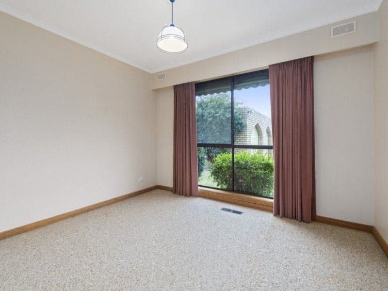 11 Bryan Avenue COLAC VIC, Colac - Thumbnail 7
