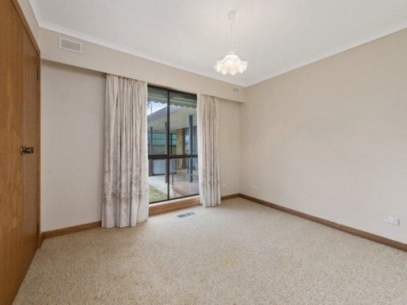 11 Bryan Avenue COLAC VIC, Colac - Thumbnail 8