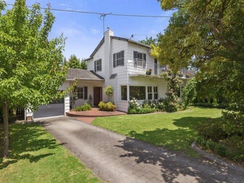 12 Queens Avenue COLAC VIC, Colac - Image 1