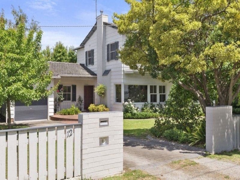 12 Queens Avenue COLAC VIC, Colac - Thumbnail 2