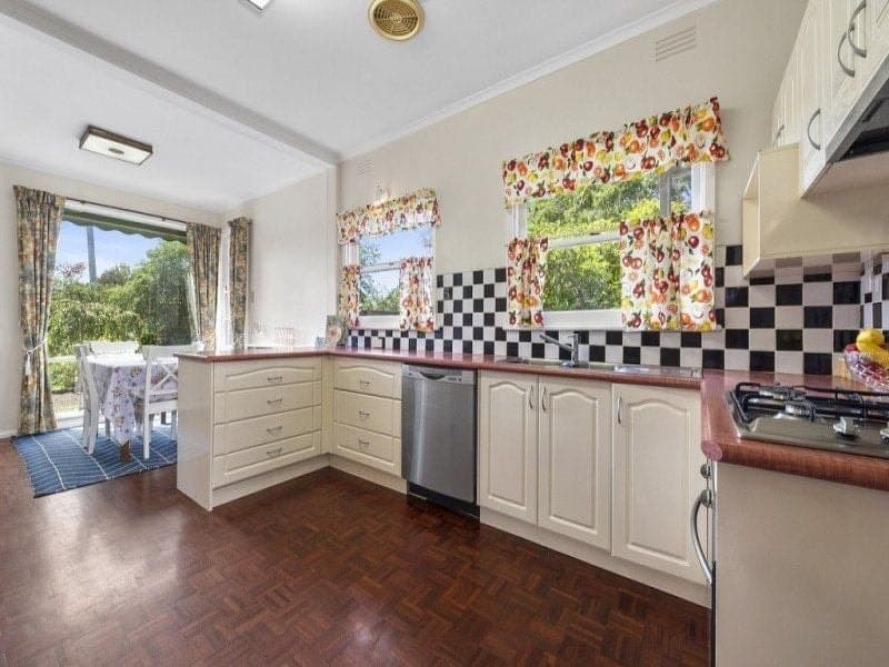 7 Cardell Court COLAC VIC, Colac - Image 1
