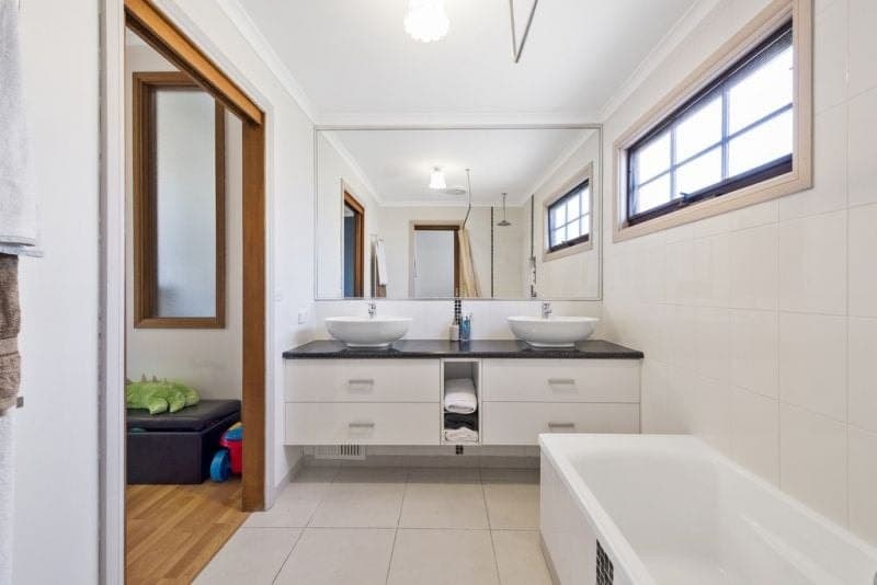 29 Scott Street COLAC VIC, Colac - Thumbnail 3