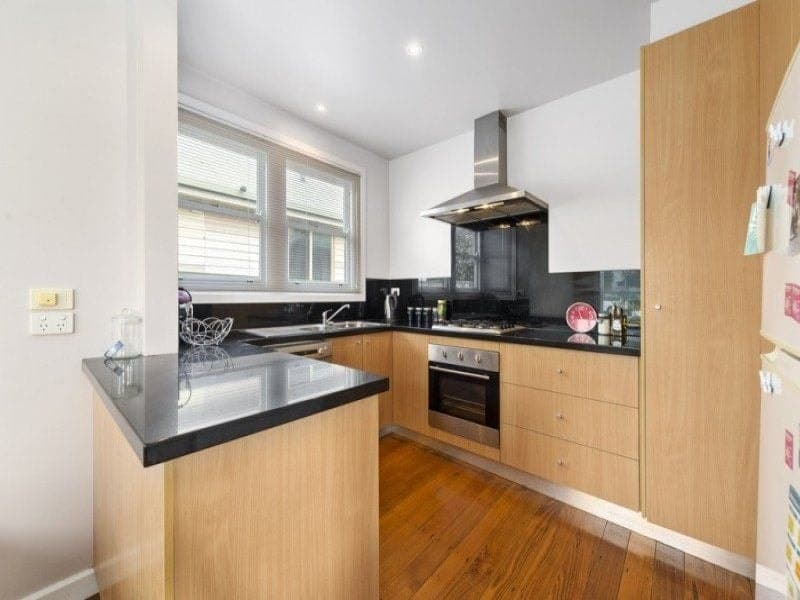 1 Gilmartin Street COLAC VIC, Colac - Thumbnail 3