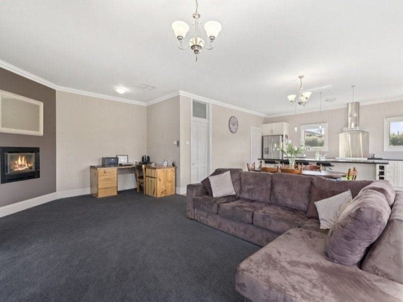 46 Chapel Street COLAC VIC, Colac - Thumbnail 2