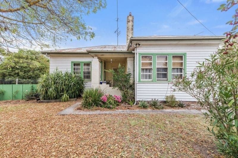 58 Calvert Street COLAC VIC, Colac - Image 1
