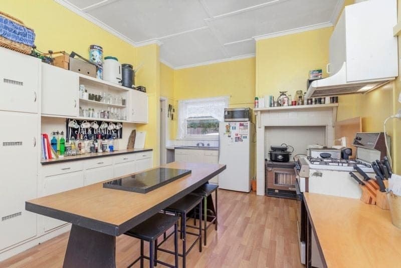 58 Calvert Street COLAC VIC, Colac - Thumbnail 2