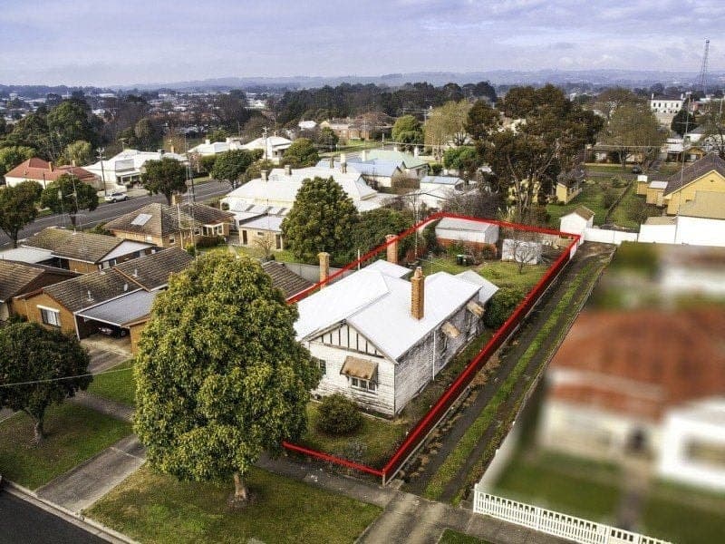 56 Pollack Street COLAC VIC, Colac - Thumbnail 2