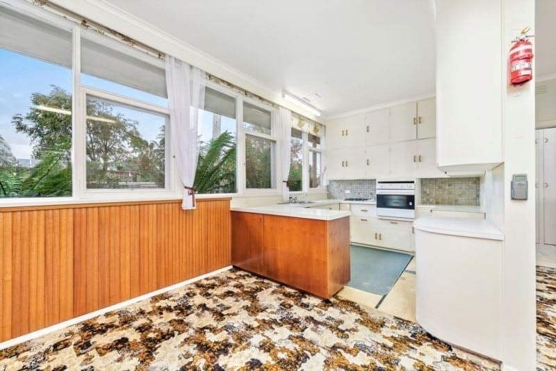 55 Sinclair Street COLAC VIC, Colac - Thumbnail 3