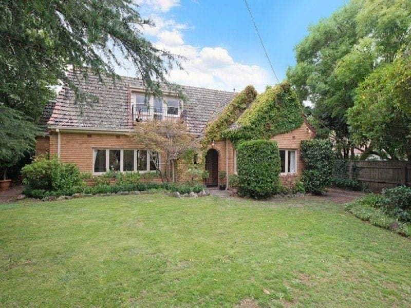 14 Queens Avenue COLAC VIC, Colac - Image 1