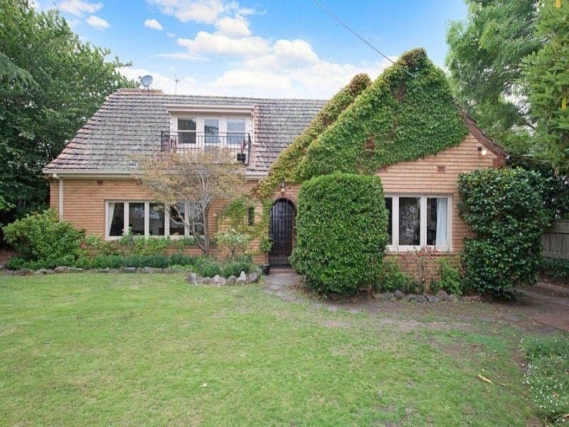14 Queens Avenue COLAC VIC, Colac - Thumbnail 2