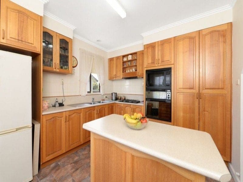 152 Queen Street COLAC VIC, Colac - Thumbnail 3