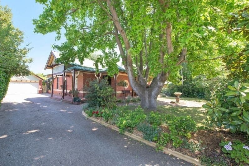 8 Calvert Street COLAC VIC, Colac - Thumbnail 2