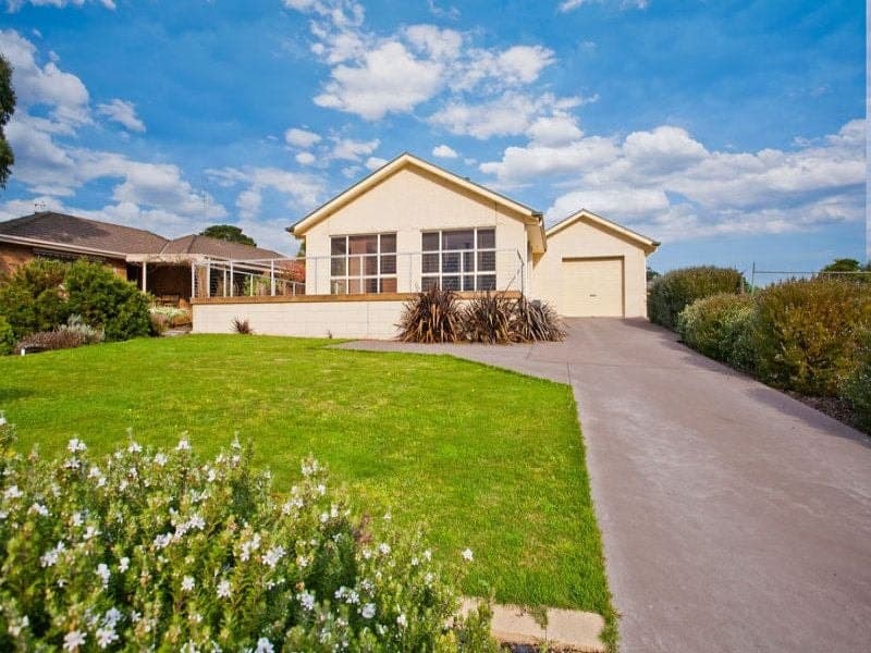 98 Marriner Street COLAC VIC, Colac - Thumbnail 2
