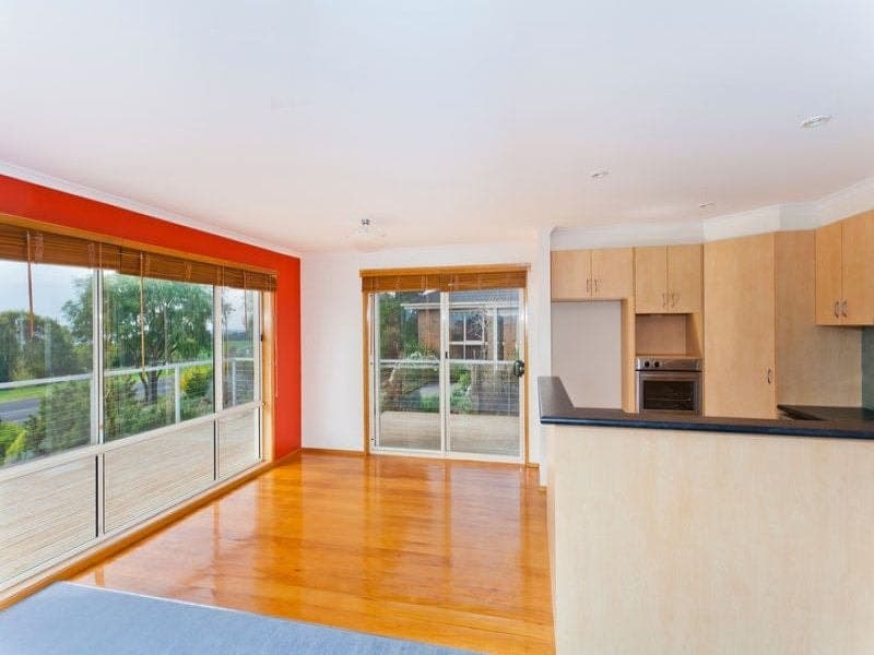 98 Marriner Street COLAC VIC, Colac - Thumbnail 4