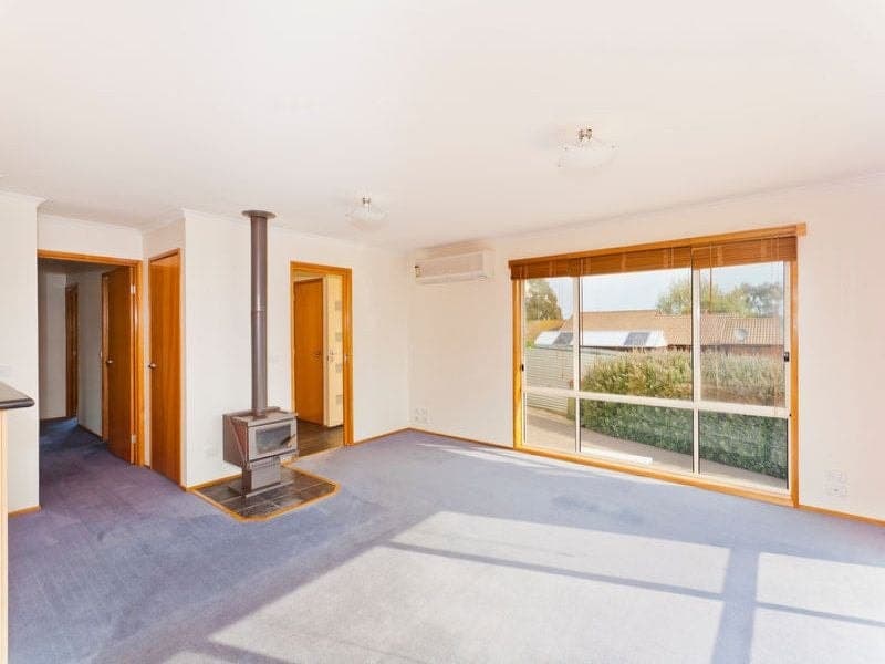 98 Marriner Street COLAC VIC, Colac - Thumbnail 6