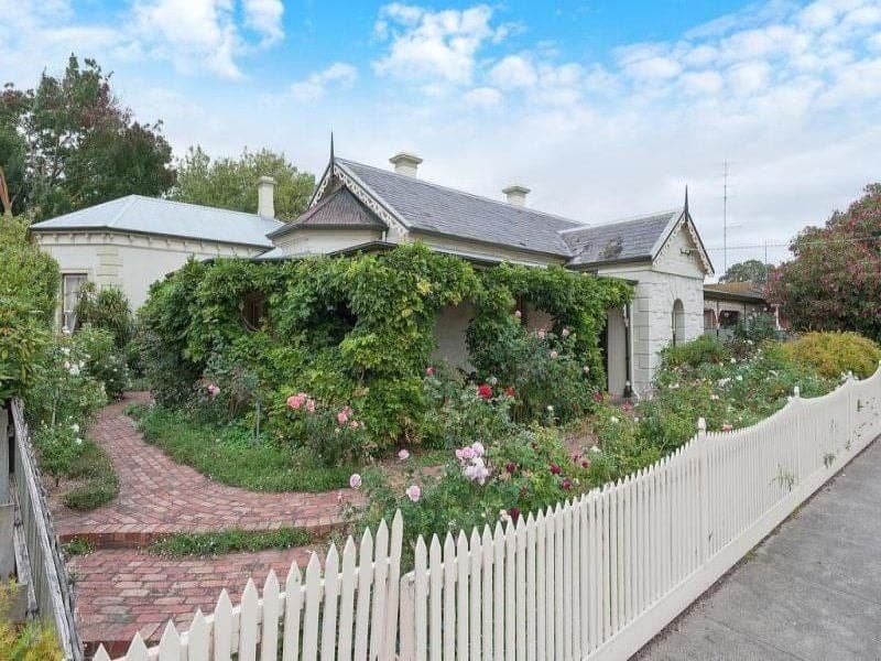 44 Moore Street COLAC VIC, Colac - Image 1