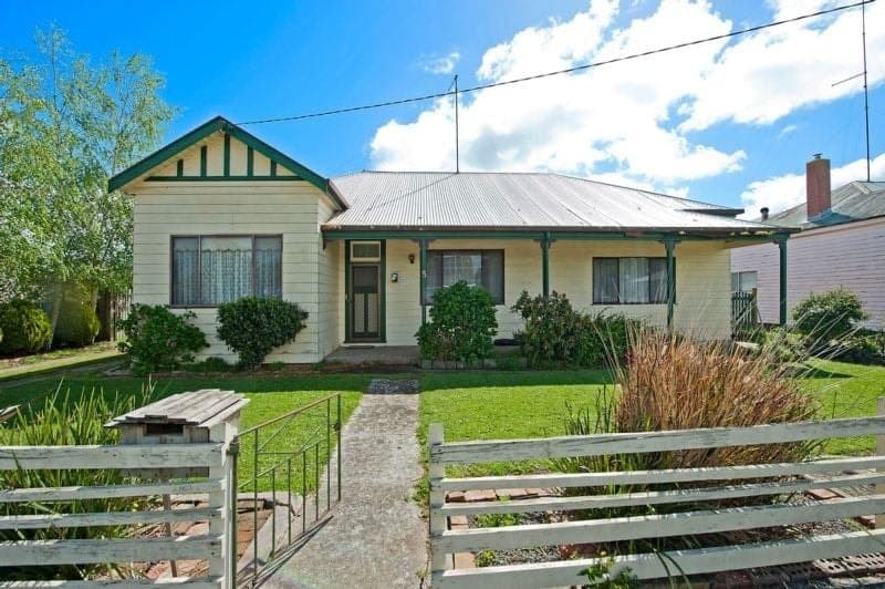 5 Nelson Street COLAC VIC, Colac - Image 1